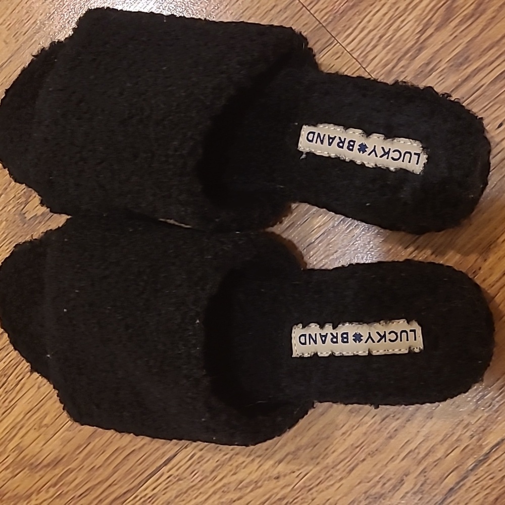 Lucky brand black slip.